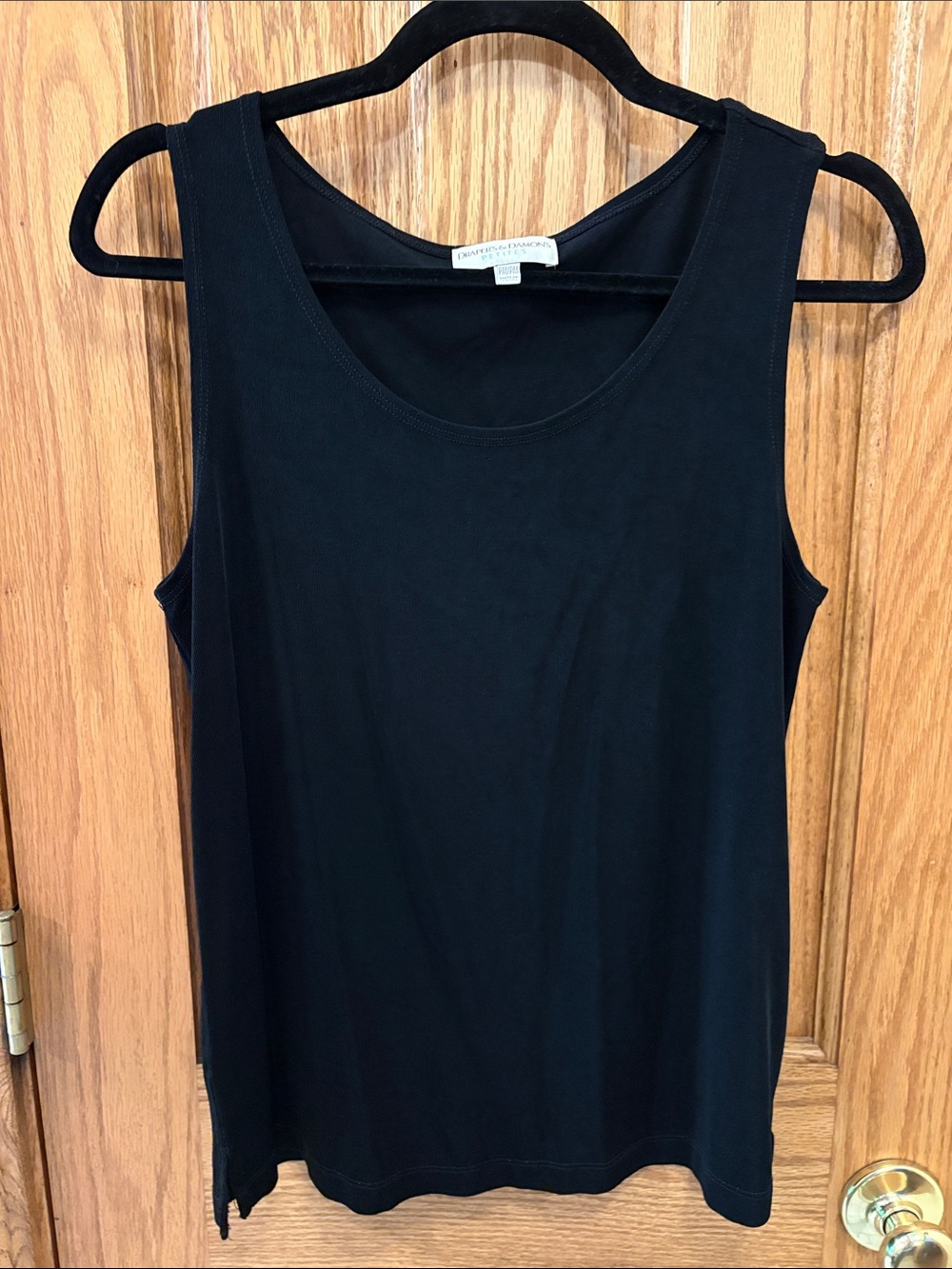 Draper’s and Damon’s Black Scoop Neck Sleeveless Tank Top